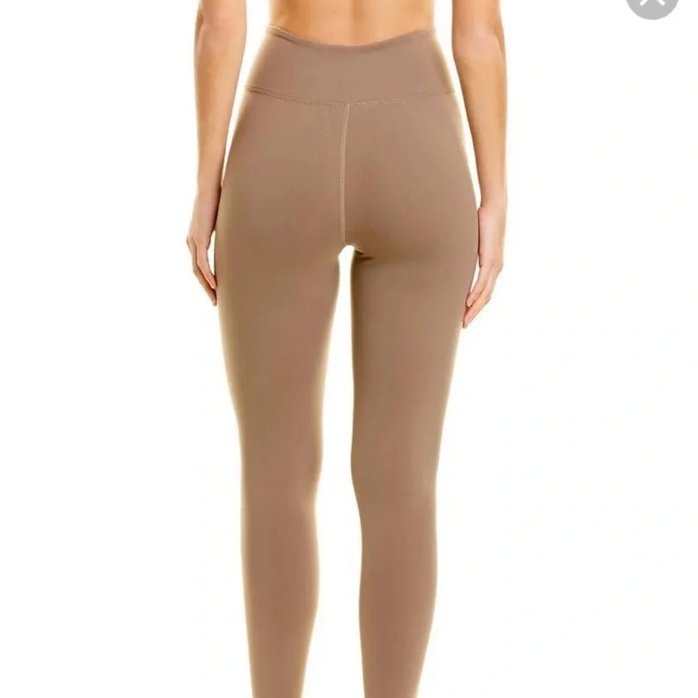 Year of Ours Veronica Ribbed Legging - Picture 2 of 6